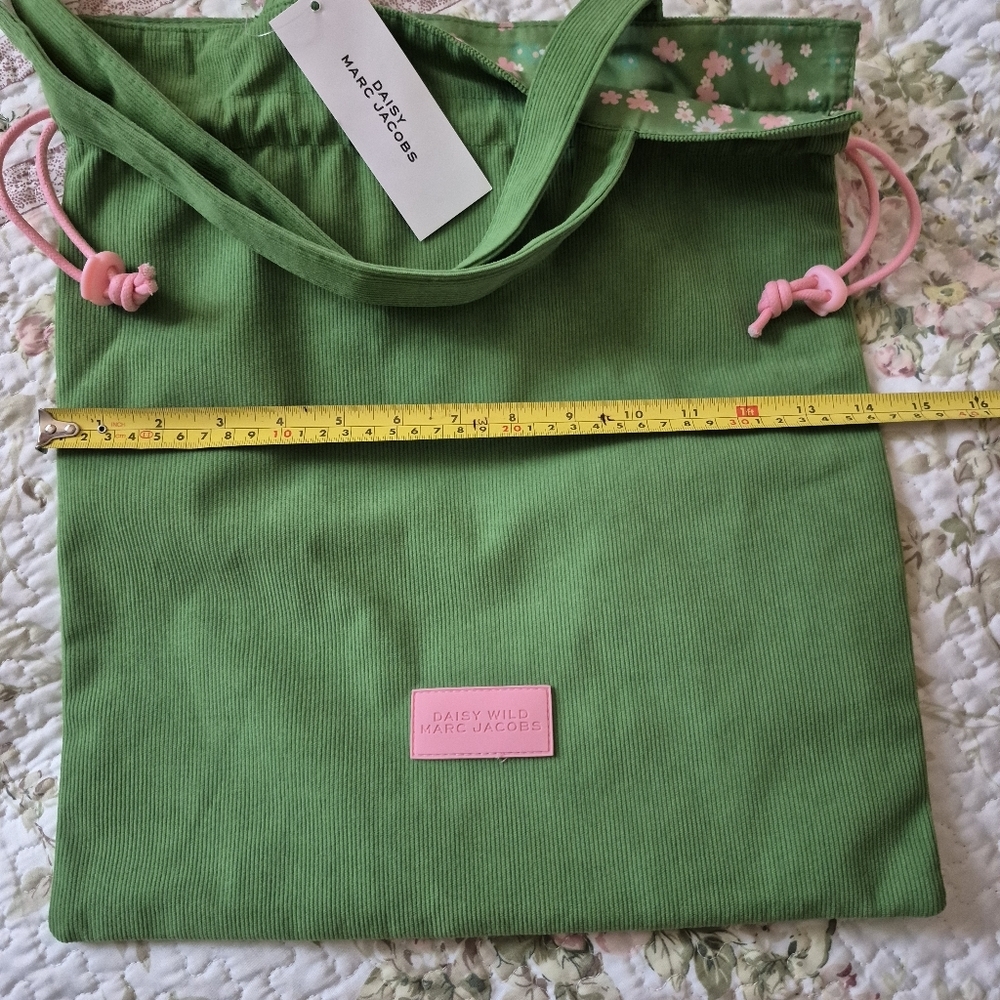 NWT Marc Jacobs Daisy Wild Green Pink Tote Bag Reversable Corduroy Shoulder Shop - Picture 6 of 8